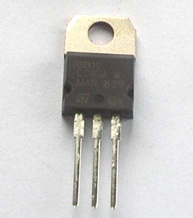 7808 : Rgulateur fixe + 8V TO220